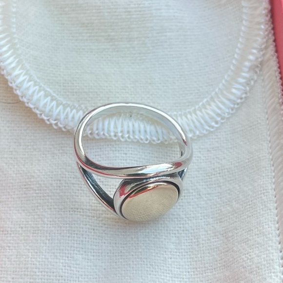 James Avery 14k yellow gold Silver Ring size 7 - Picture 2 of 6